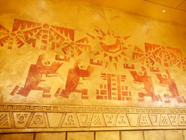 クレイジー･トロッコのキューラインの壁画